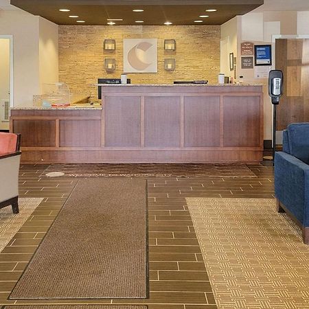 Comfort Inn & Suites Watford City Extérieur photo
