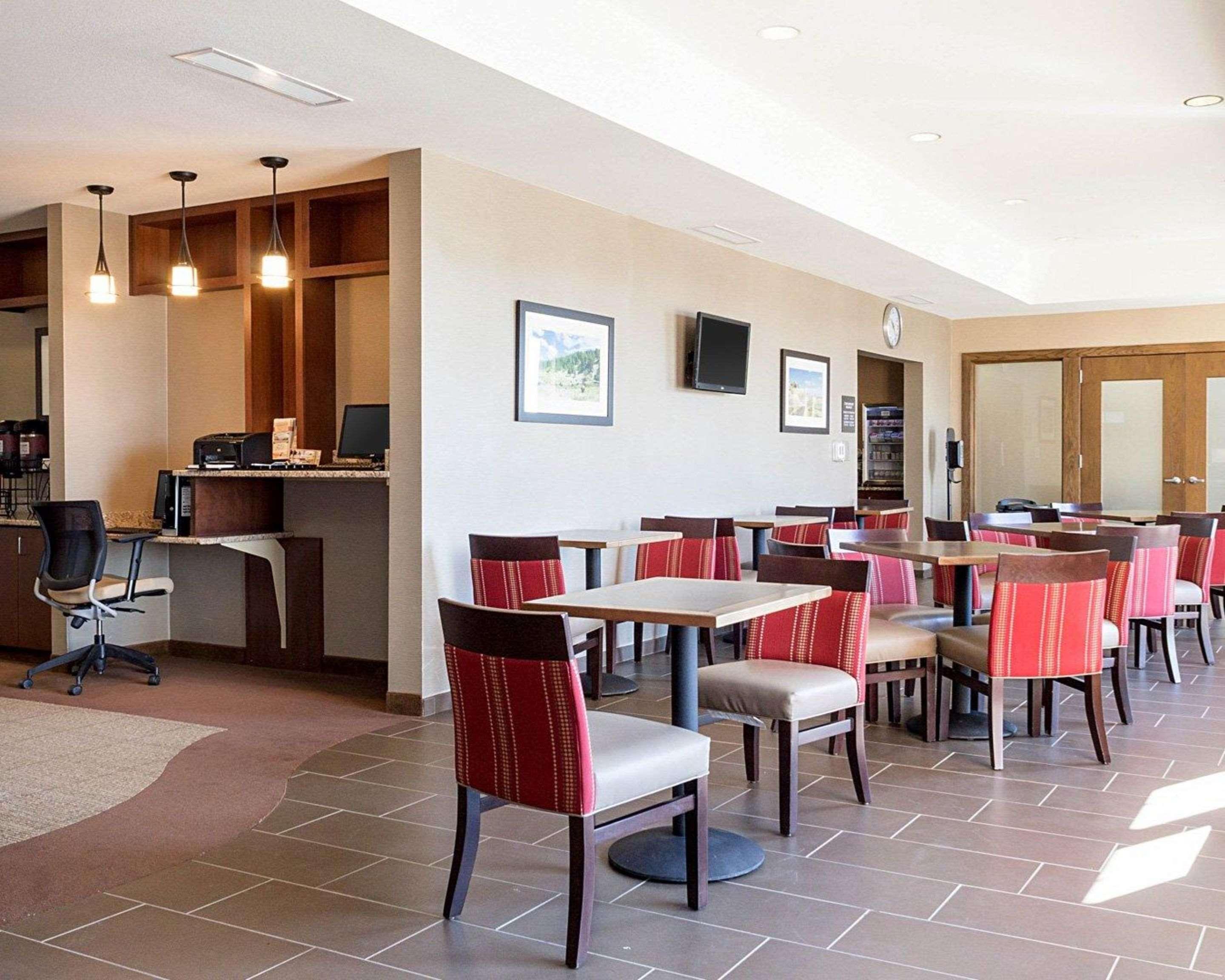 Comfort Inn & Suites Watford City Extérieur photo