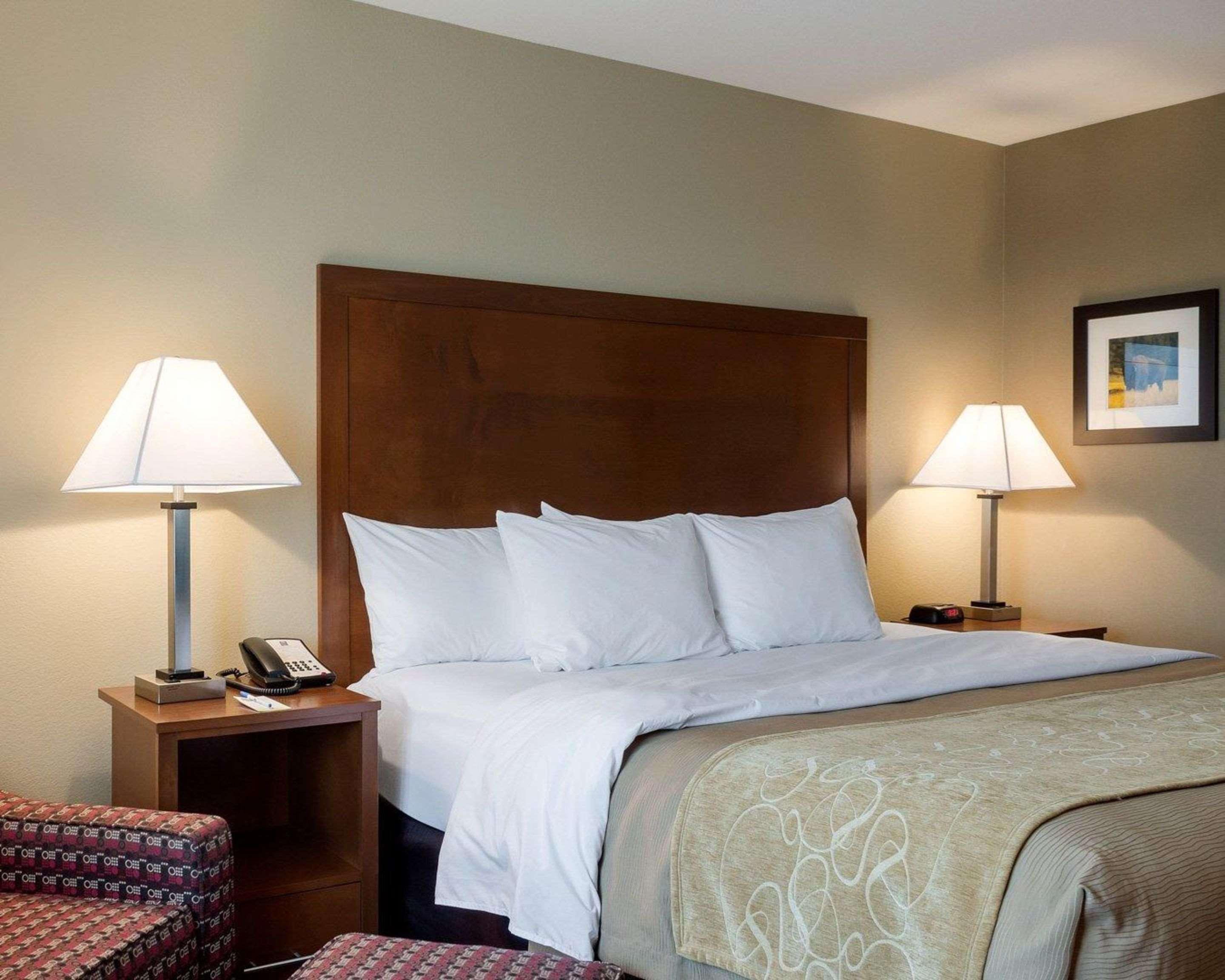 Comfort Inn & Suites Watford City Extérieur photo
