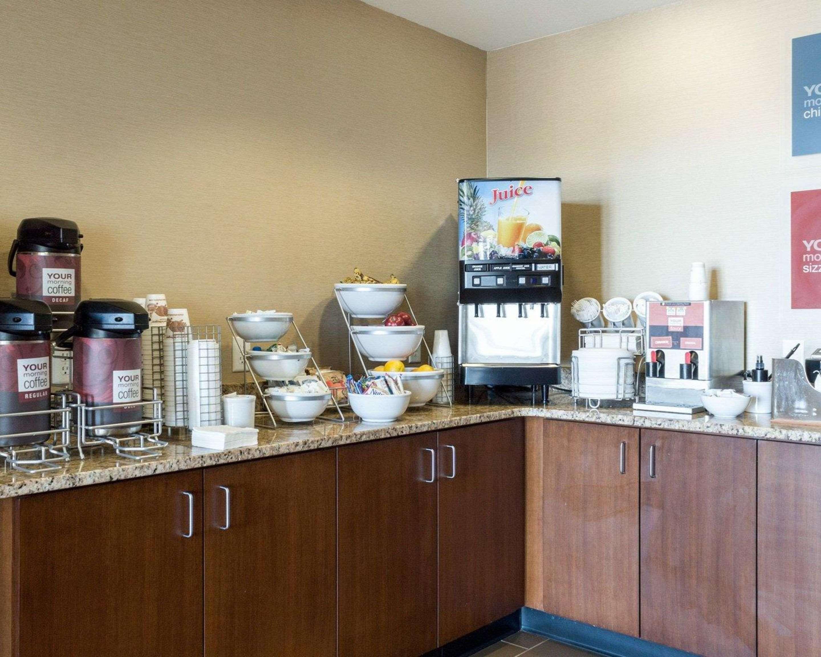 Comfort Inn & Suites Watford City Extérieur photo