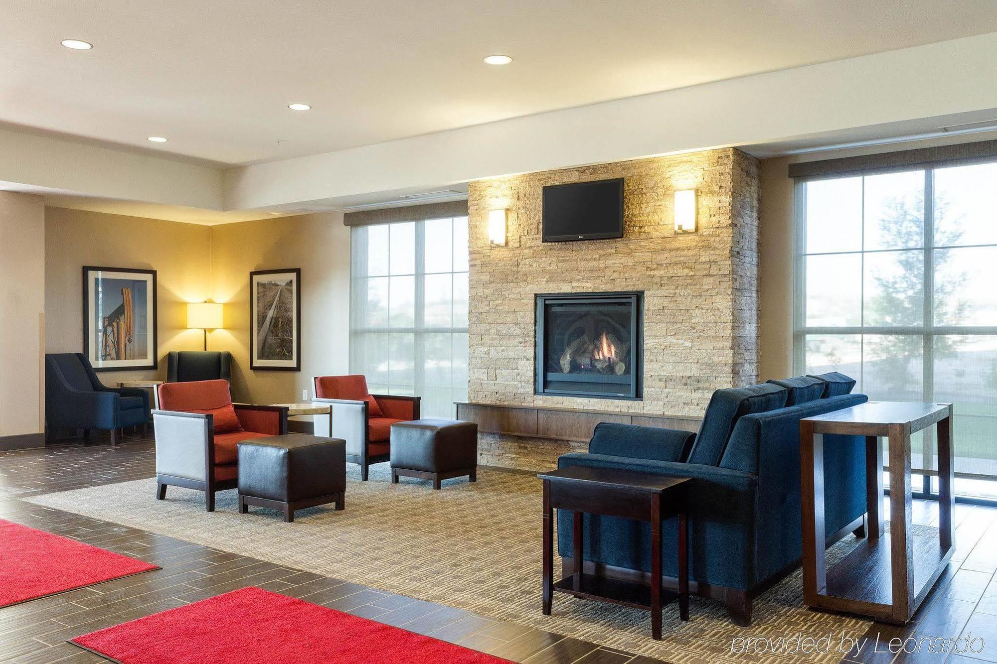 Comfort Inn & Suites Watford City Extérieur photo