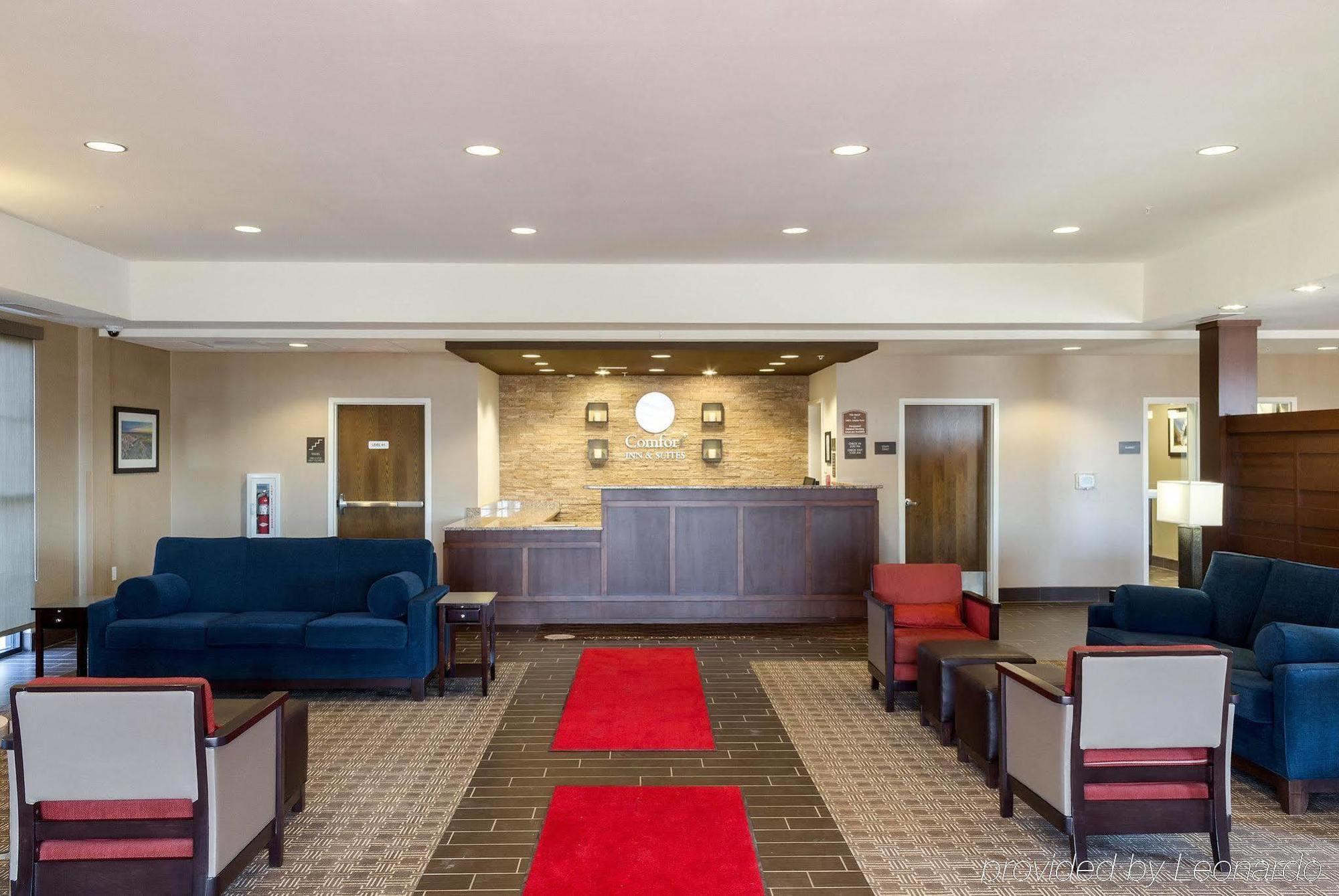 Comfort Inn & Suites Watford City Extérieur photo