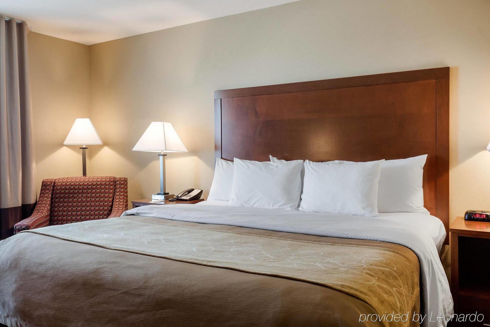 Comfort Inn & Suites Watford City Extérieur photo