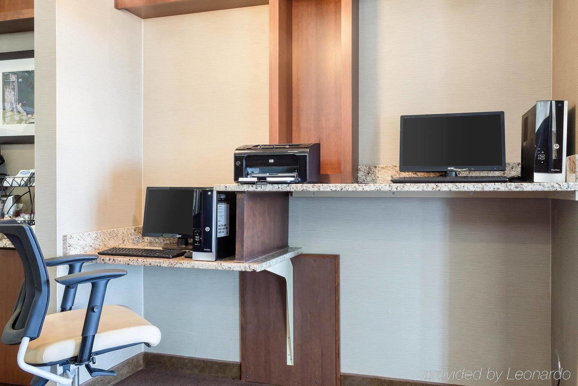 Comfort Inn & Suites Watford City Extérieur photo