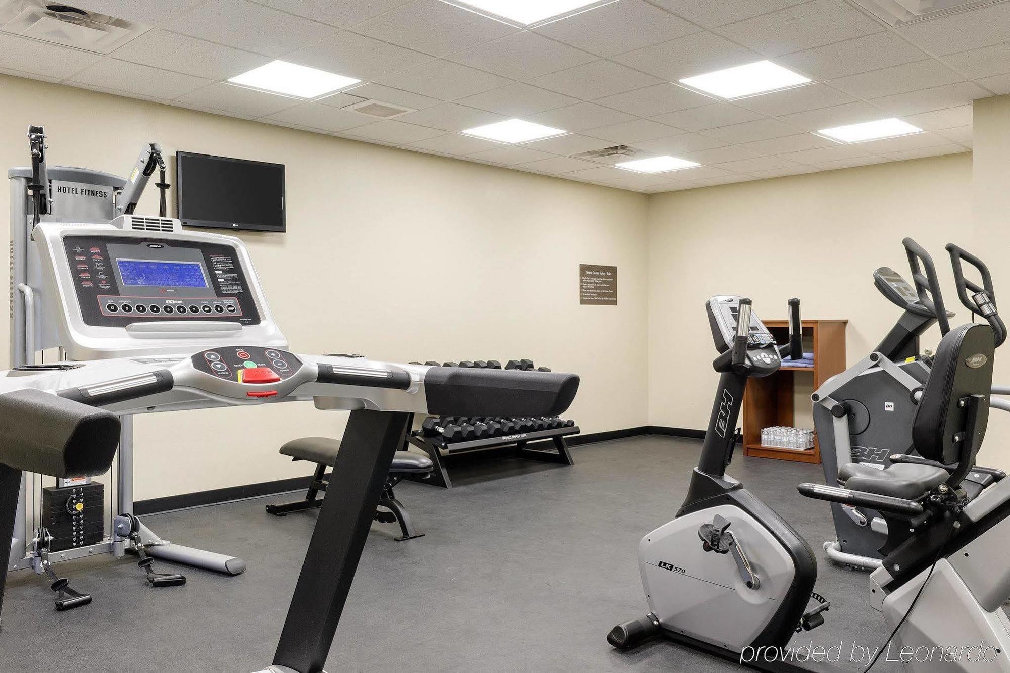 Comfort Inn & Suites Watford City Extérieur photo